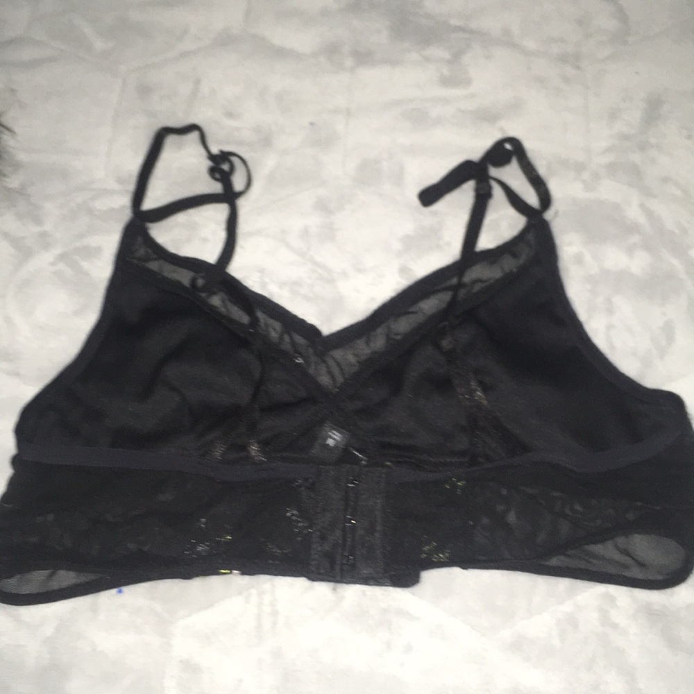 Unpadded Bra - Picture 2 of 2